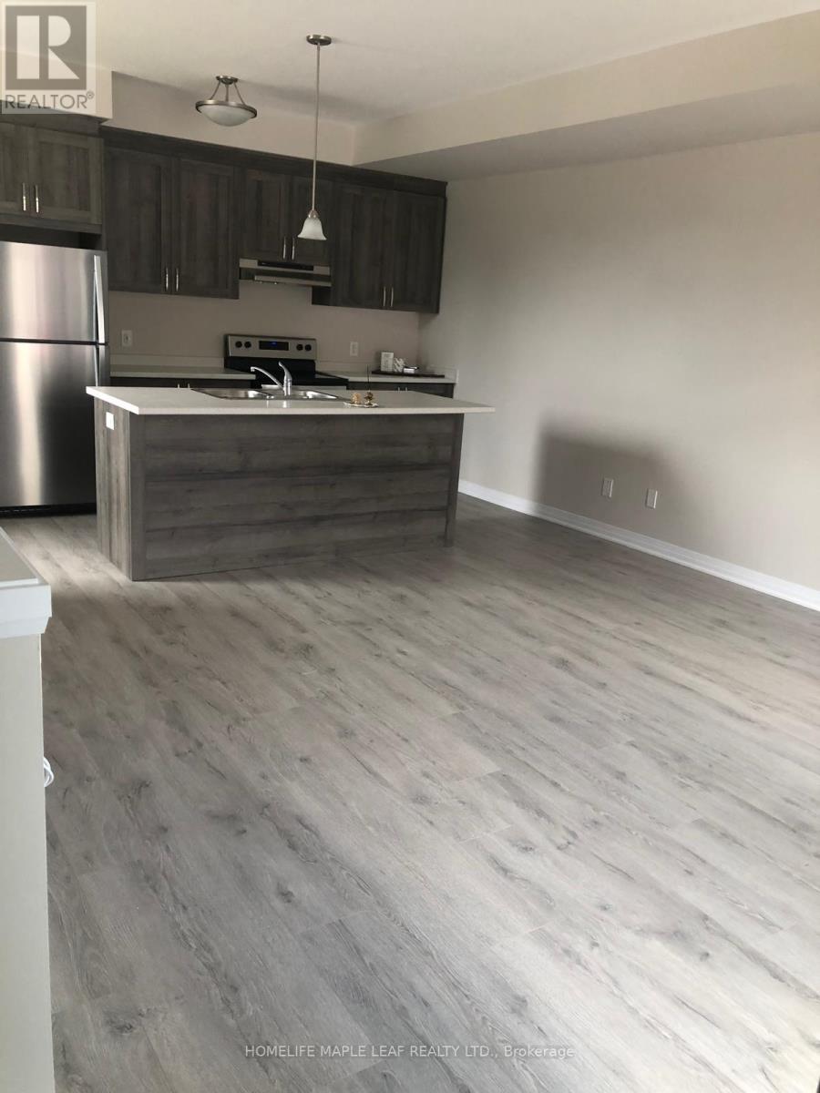 62 - 155 THOMAS SLEE DRIVE — photo 2