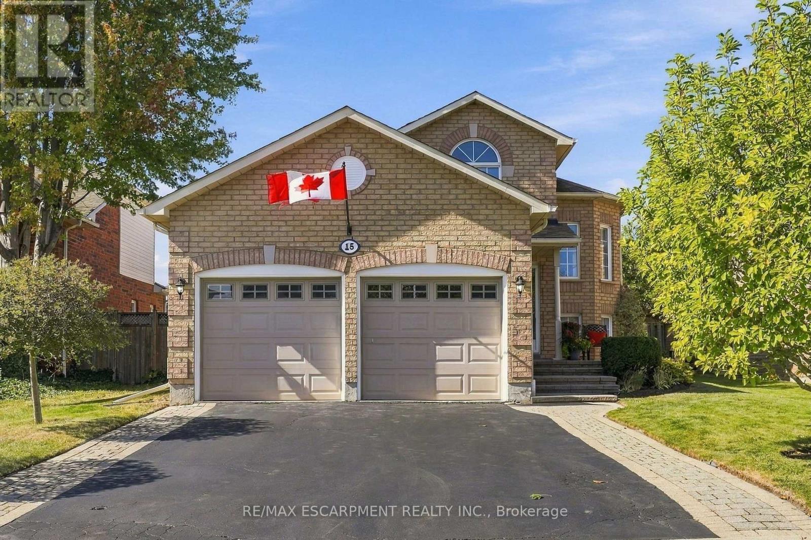 15 DALRYMPLE DRIVE, Hamilton (Waterdown)