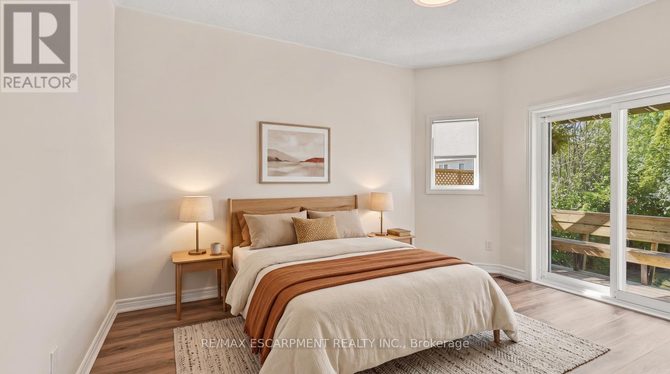15 DALRYMPLE DRIVE - 19