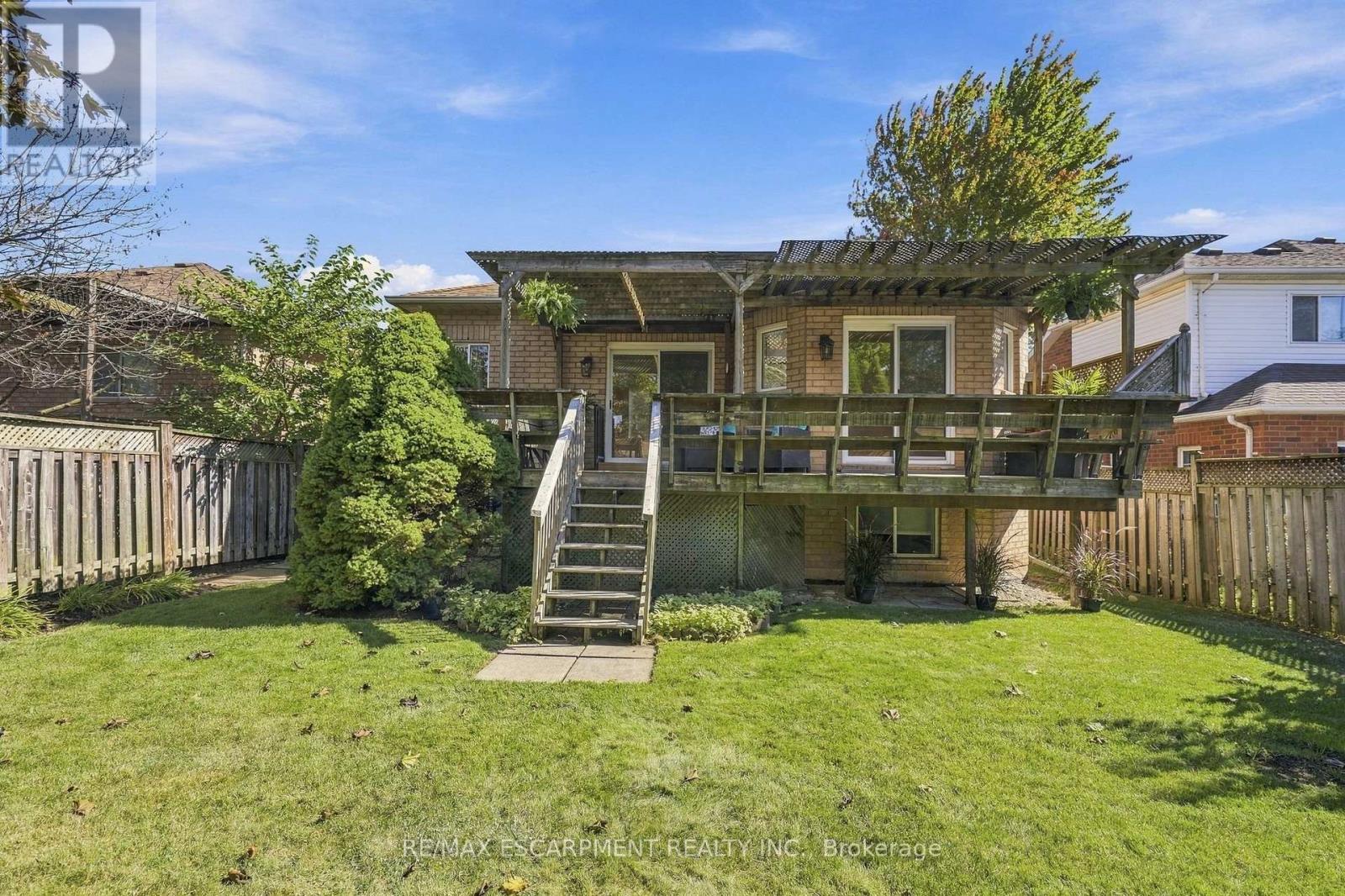 15 DALRYMPLE DRIVE - 43
