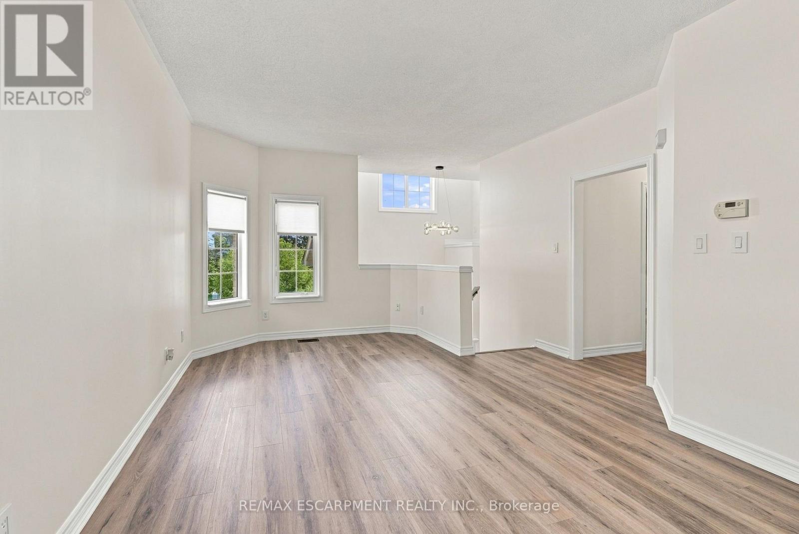 15 DALRYMPLE DRIVE, Hamilton (Waterdown) — photo 8
