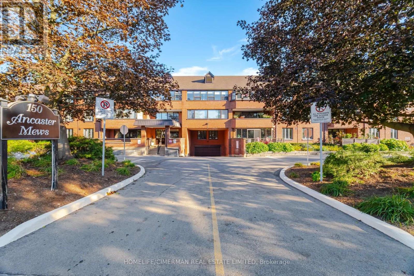 320 - 150 WILSON STREET W, Hamilton (Ancaster)