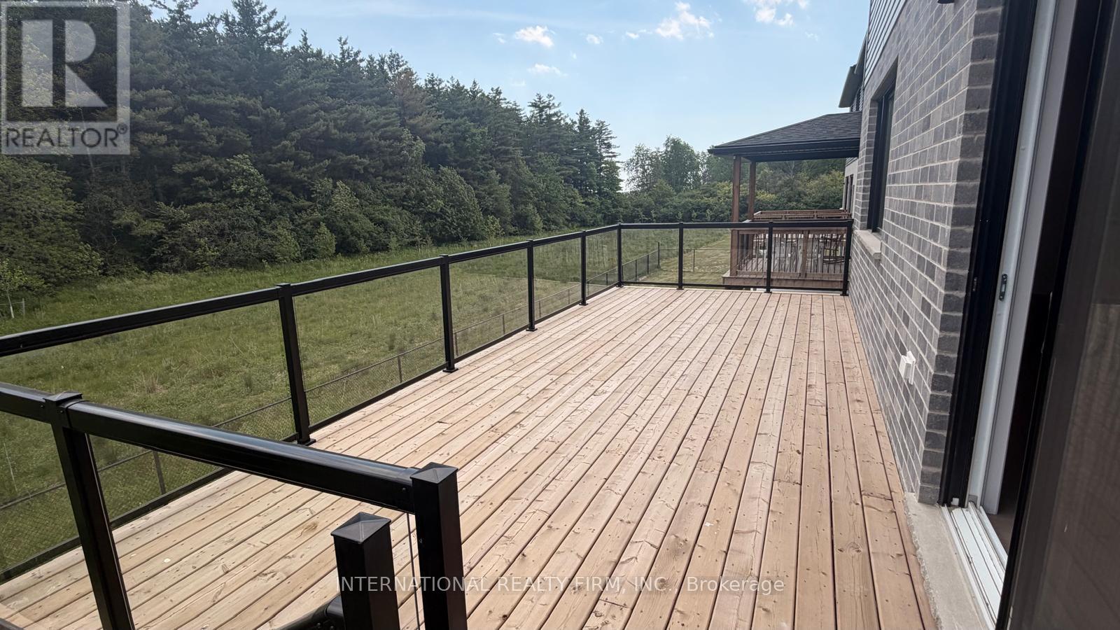 891 Darnley Boulevard — photo 14