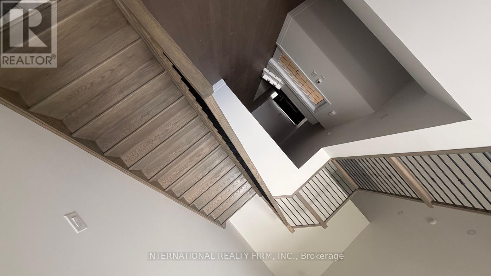 891 Darnley Boulevard — photo 21