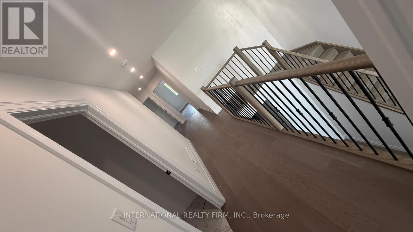891 Darnley Boulevard — photo 25