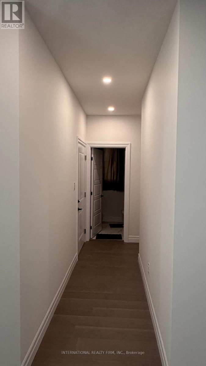 891 Darnley Boulevard — photo 33