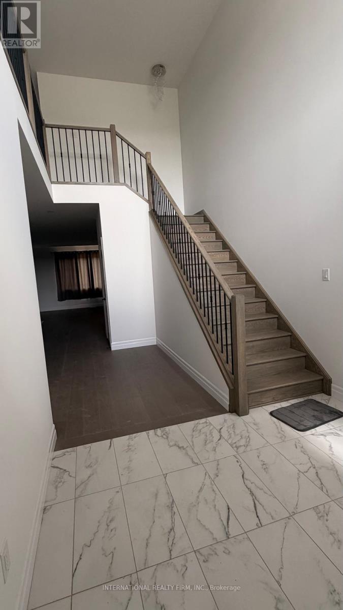 MAIN & UPPER - 891 DARNLEY BOULEVARD, London South (South U) — photo 5