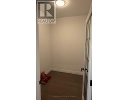 Main & Upper - 891 Darnley Boulevard, London South, ON N6M0L9 Photo 8