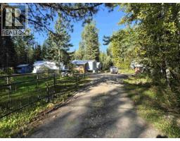 Living room of 3485 EAGLE VIEW ROAD · Prince George, BC