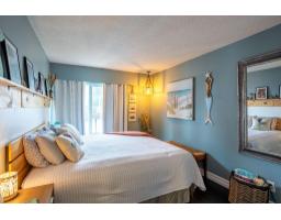 301 1390 Martin Street, White Rock, BC V4B3W5 Photo 17