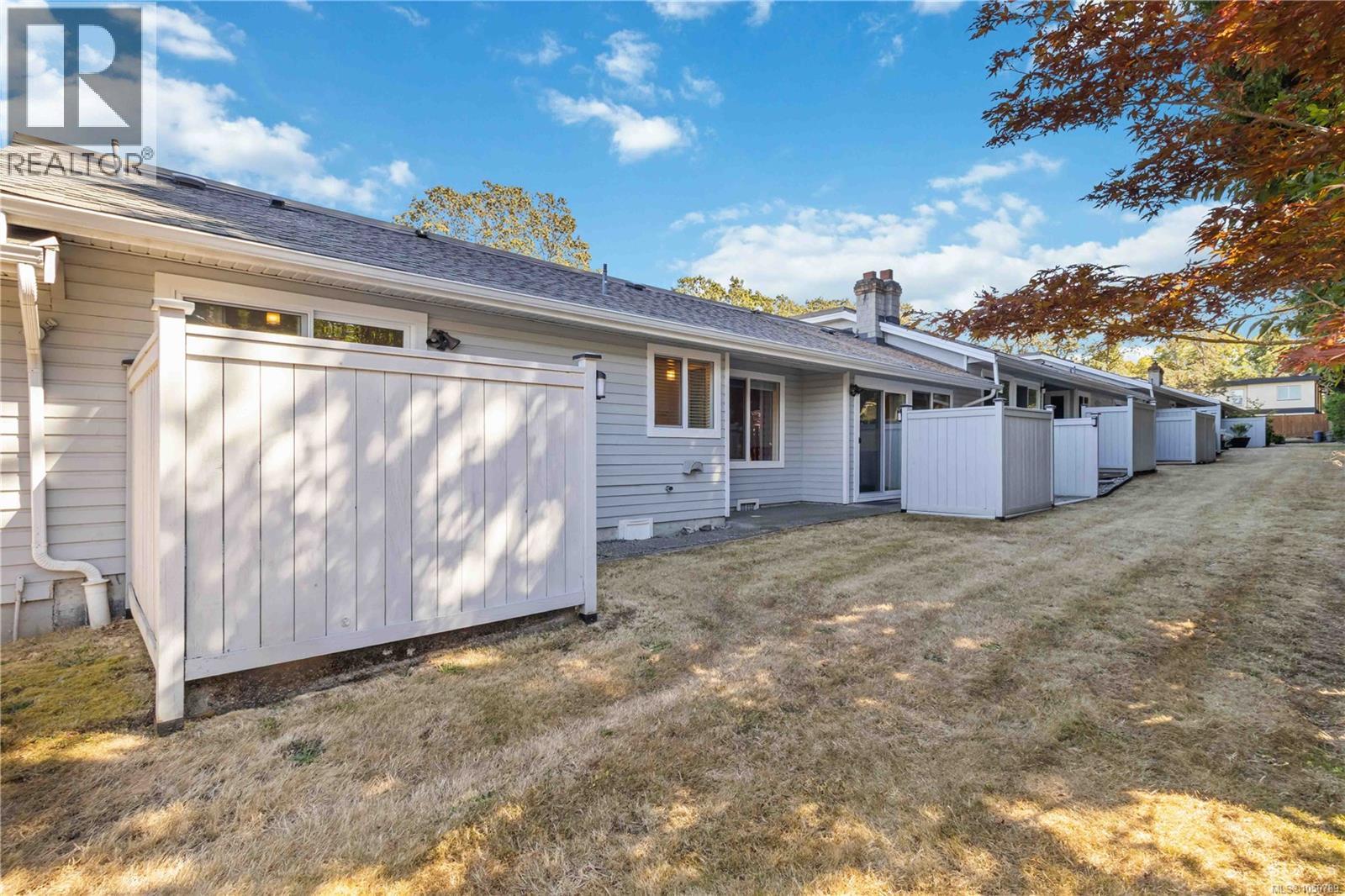 9 3966 Cedar Hill Cross Road, Saanich