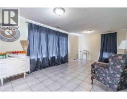 4pc Bathroom - 374 Upper Wentworth Street, Hamilton, ON L9A4T5 Photo 15