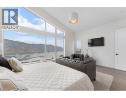557 Clifton Court, Kelowna, BC V1V0B7 Photo 33