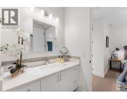 557 Clifton Court, Kelowna, BC V1V0B7 Photo 50