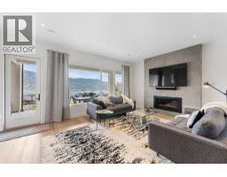 557 Clifton Court, Kelowna, BC V1V0B7 Photo 45