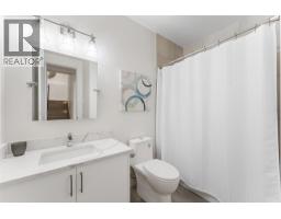 557 Clifton Court, Kelowna, BC V1V0B7 Photo 55