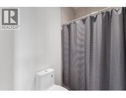 557 Clifton Court, Kelowna, BC V1V0B7 Photo 51