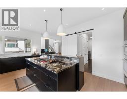 2pc Bathroom - 557 Clifton Court, Kelowna, BC V1V0B7 Photo 17