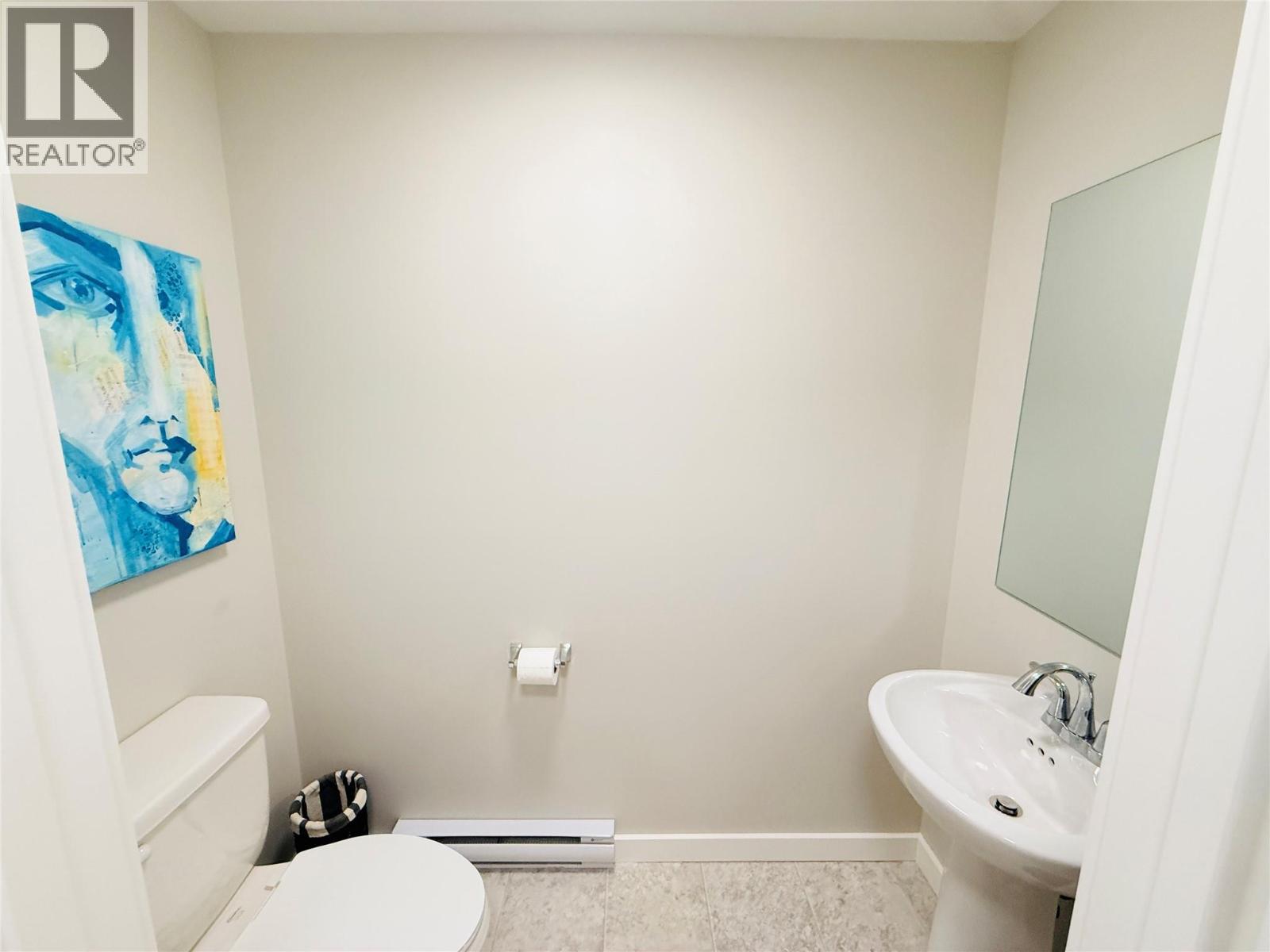 #1 7977 RADIUM GOLF COURSE Road - Image 35