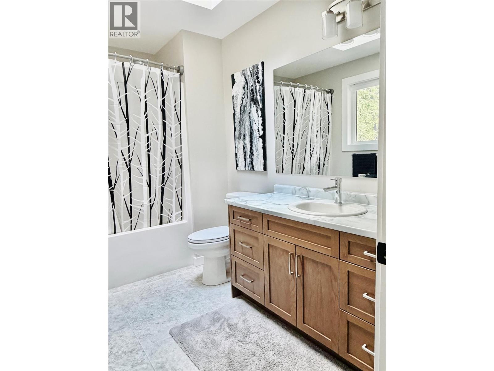 #1 7977 RADIUM GOLF COURSE Road - Image 32