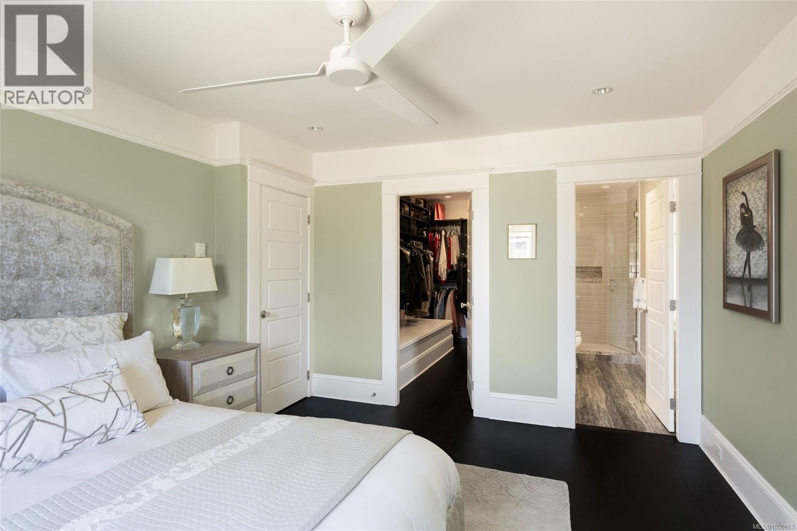 1033 Monterey Ave - 26