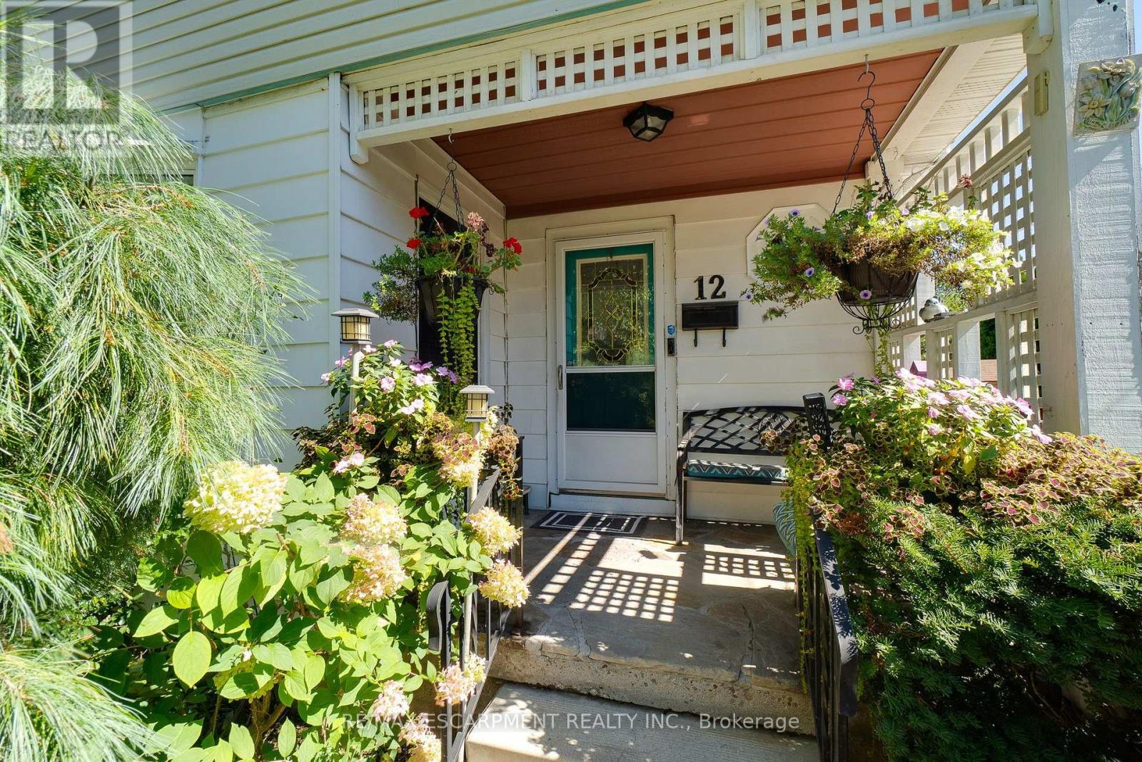 12 DON STREET, Hamilton (Dundas) — photo 4