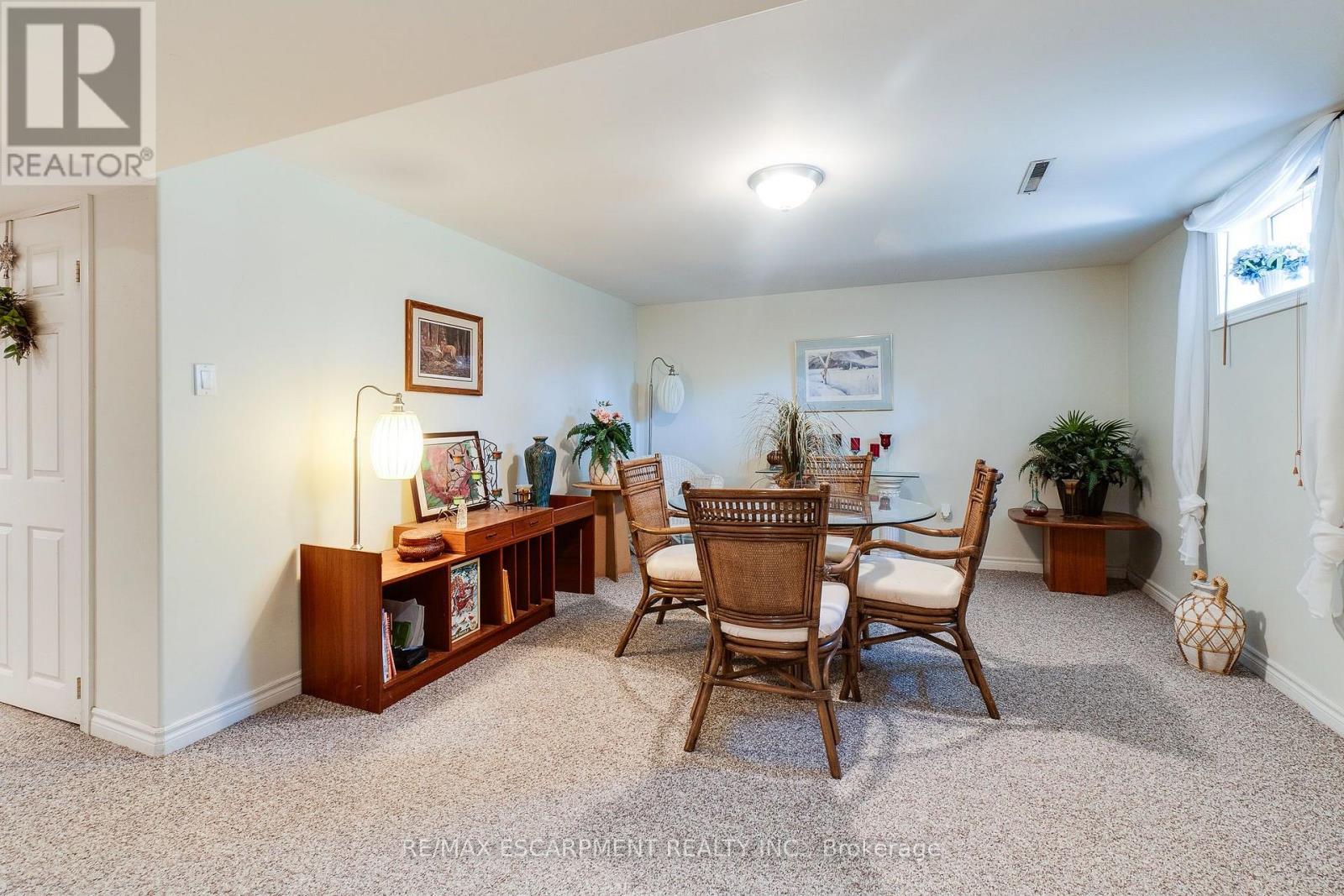 12 DON STREET - Image 35