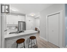 306 22577 Royal Crescent, Maple Ridge, BC V2X2M2 Photo 9