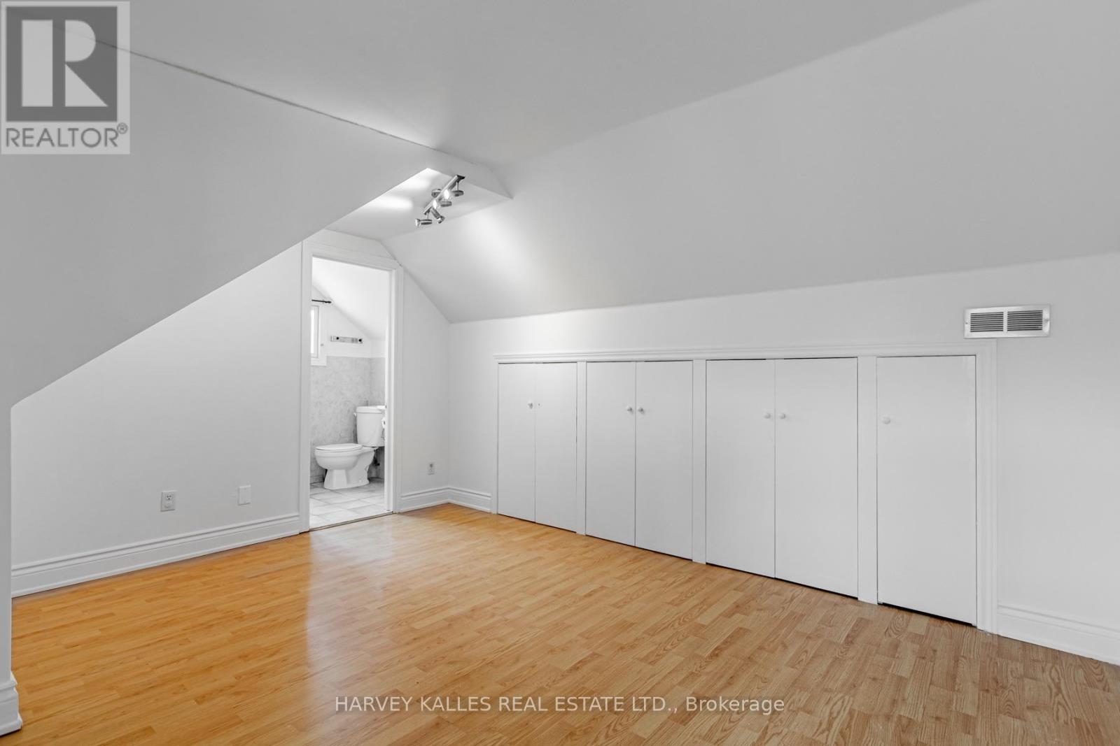 313 GLENHOLME AVENUE - 26
