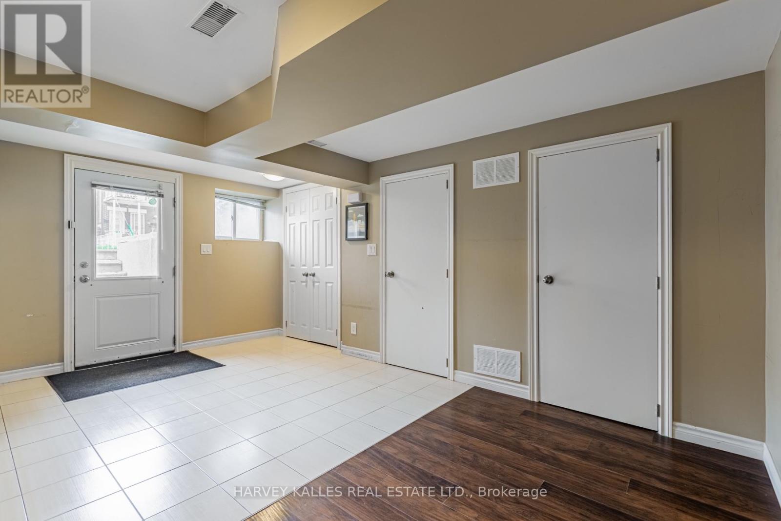 313 GLENHOLME AVENUE, Toronto (Oakwood Village) — photo 3