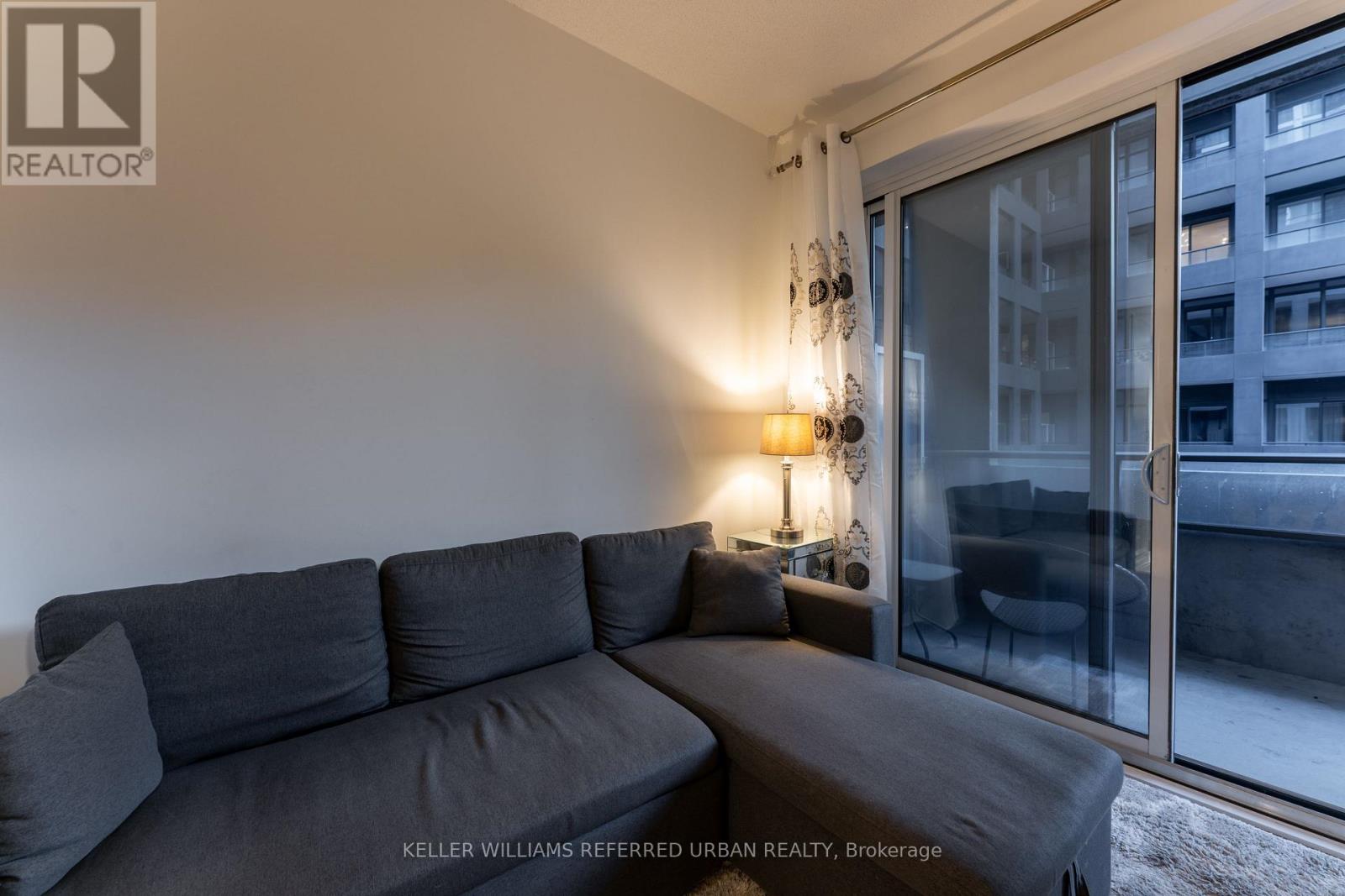 206 - 9 TECUMSETH STREET, Toronto (Niagara) — photo 2