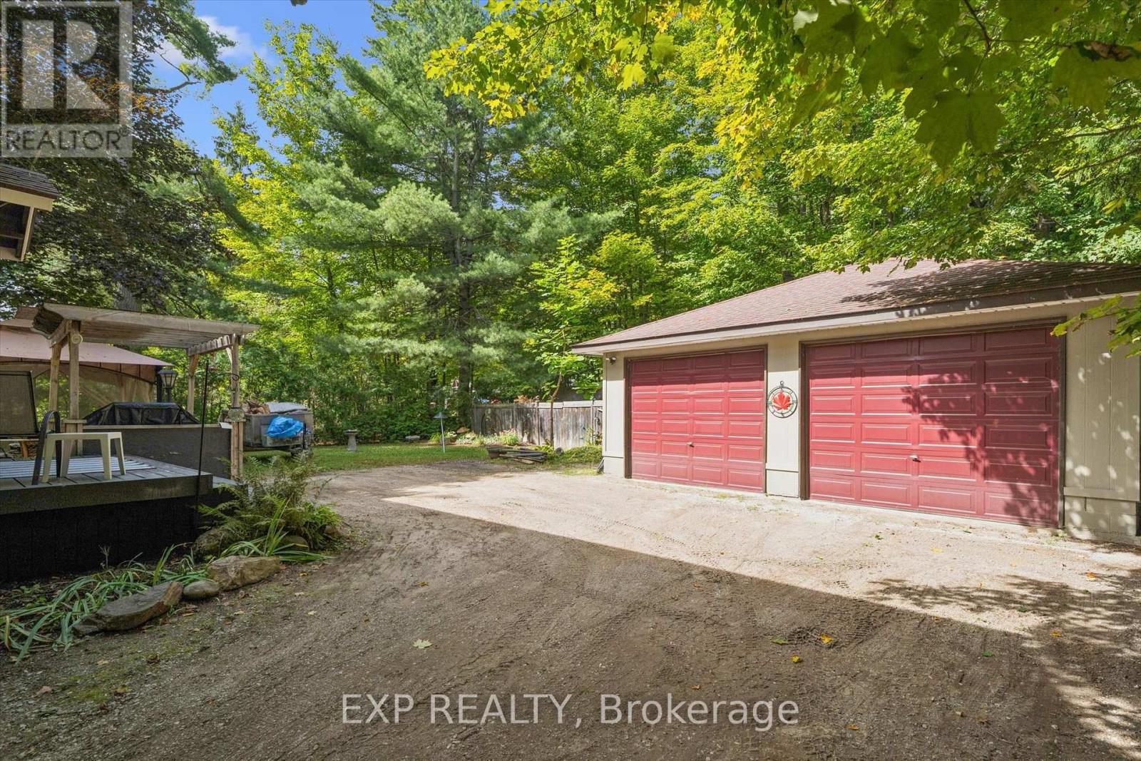 195 MAPLE STREET - 21