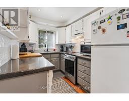 195 Maple Street, Bracebridge, ON P1L1K4 Photo 9