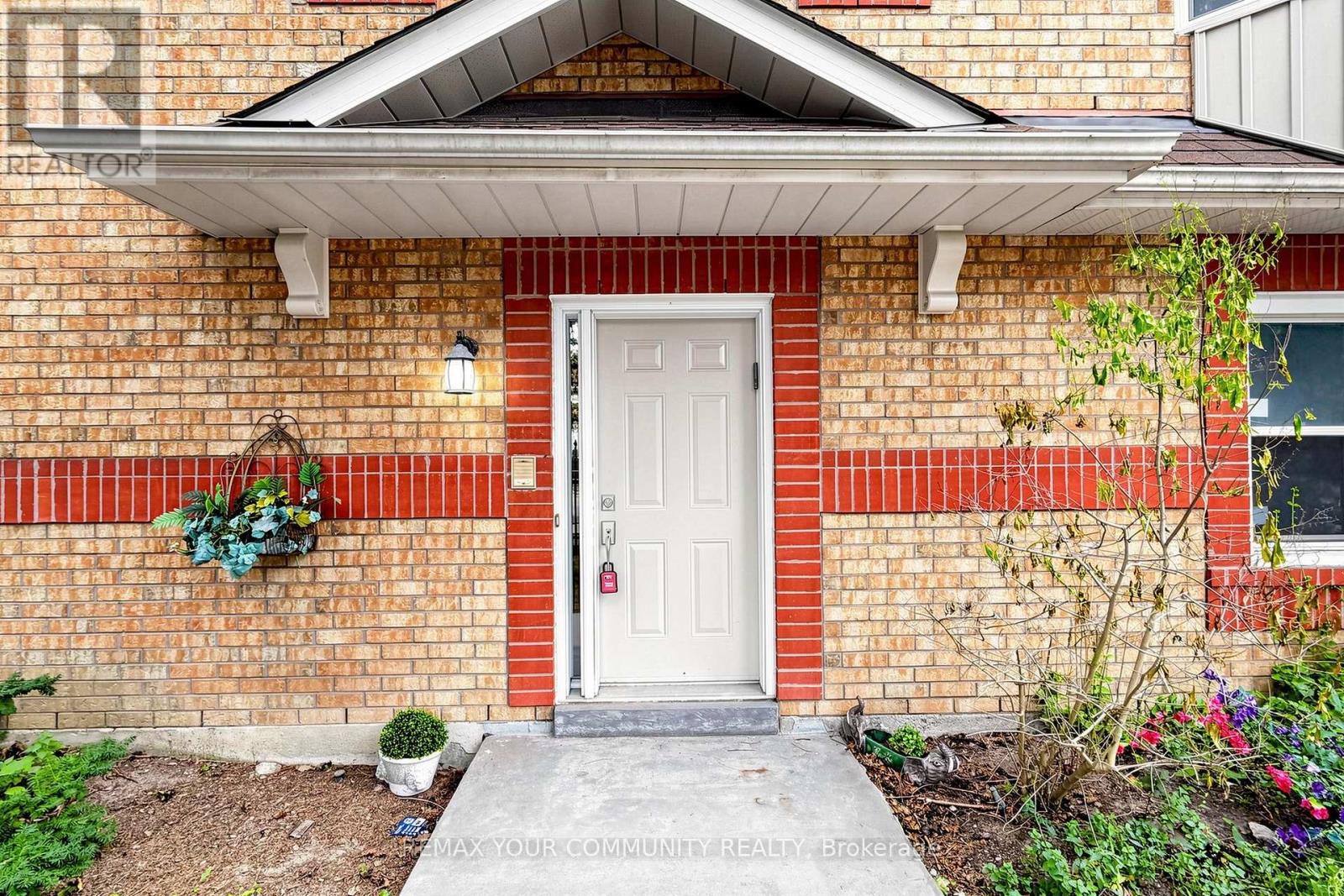 1 EDENBRIDGE DRIVE, Vaughan (Beverley Glen) — photo 4