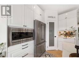 10 Henry Ball Court, Oro Medonte, ON L3V8N7 Photo 37