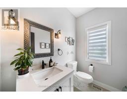 10 Henry Ball Court, Oro Medonte, ON L3V8N7 Photo 48