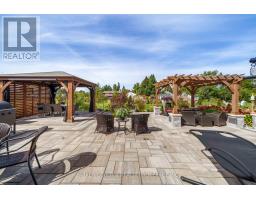 10 Henry Ball Court, Oro Medonte, ON L3V8N7 Photo 13