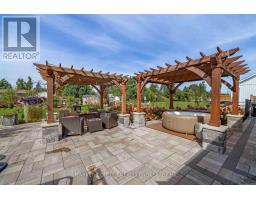 10 Henry Ball Court, Oro Medonte, ON L3V8N7 Photo 14