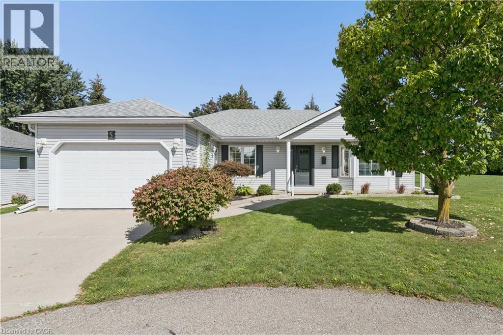 5 EASTVIEW Place — photo 2