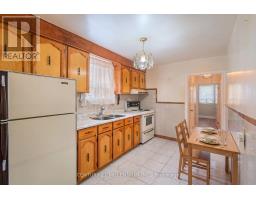 16 Rochdale Avenue, Toronto, ON M6E1X2 Photo 11