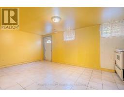 16 Rochdale Avenue, Toronto, ON M6E1X2 Photo 28