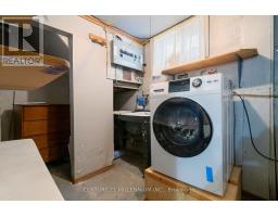 16 Rochdale Avenue, Toronto, ON M6E1X2 Photo 32