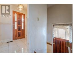 16 Rochdale Avenue, Toronto, ON M6E1X2 Photo 7