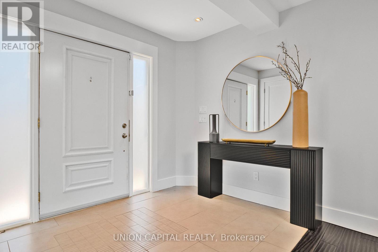 3 ELTON CRESCENT, Toronto (Long Branch) — photo 4