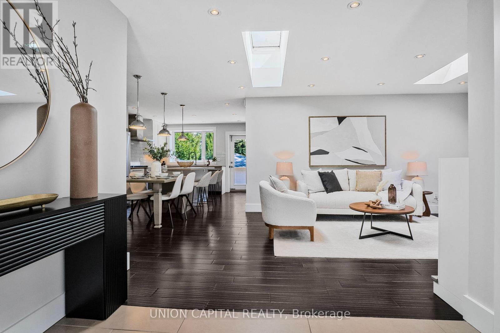 3 ELTON CRESCENT, Toronto (Long Branch) — photo 5