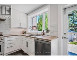 3 Elton Crescent, Toronto, ON M8W2X9 Photo 12