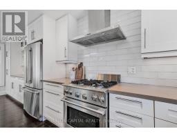 3 Elton Crescent, Toronto, ON M8W2X9 Photo 13