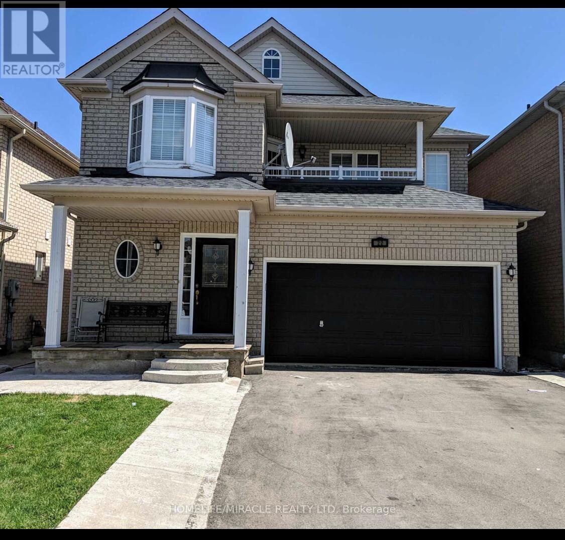 UPPER - 22 PAULINE CRESCENT, Brampton (Fletcher's Meadow)
