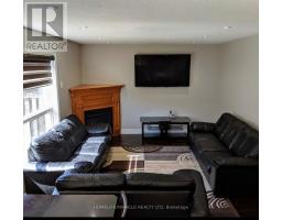 Upper - 22 Pauline Crescent, Brampton, ON L7A2V4 Photo 10