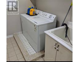 Upper - 22 Pauline Crescent, Brampton, ON L7A2V4 Photo 19